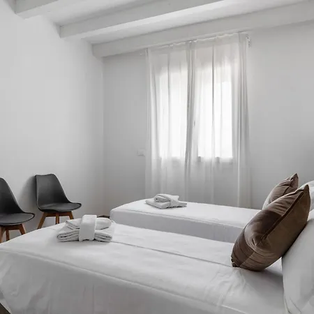 Le Dodici Porte - De Maria 7 By District Apartment