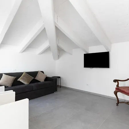 Le Dodici Porte - De Maria 7 By District Apartment