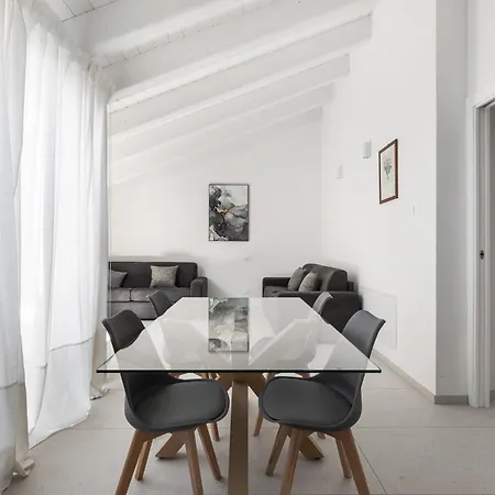 Apartment Le Dodici Porte - De Maria 7 By District